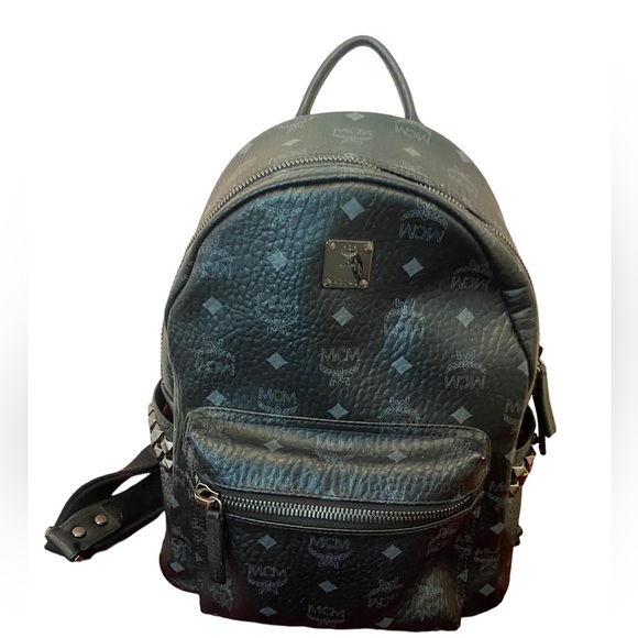 MCM STUDDED BLACK MEDIUM SIZE BACKPACK - Picture 2 of 6